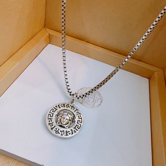 Versace necklace 11lyh75